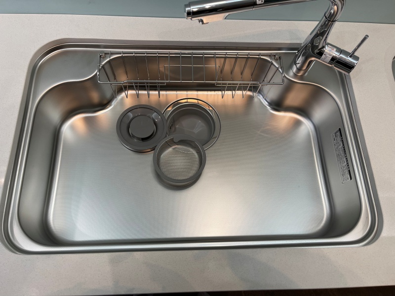 5 cách khắc phục bồn rửa chén bị rỉ nước nhanh chóng tại nhà 7 Bồn rửa chén bị rỉ nước
