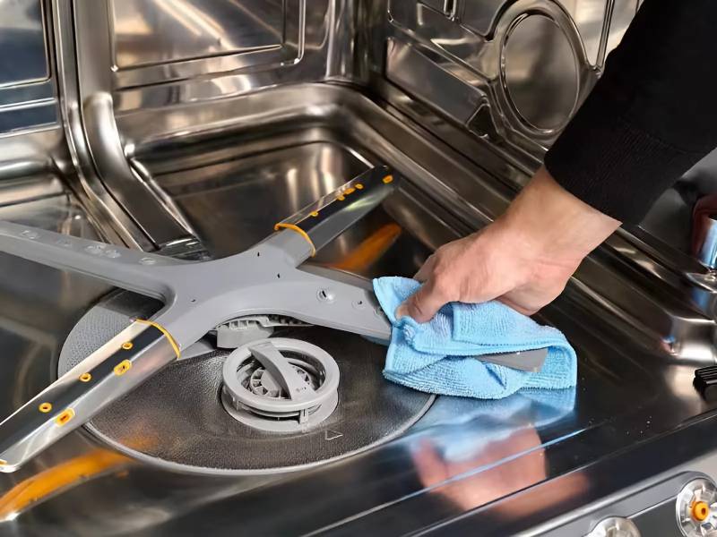 Khắc phục máy rửa bát có mùi hôi, tanh đơn giản hiệu quả lâu 2 Khắc phục máy rửa bát có mùi hôi