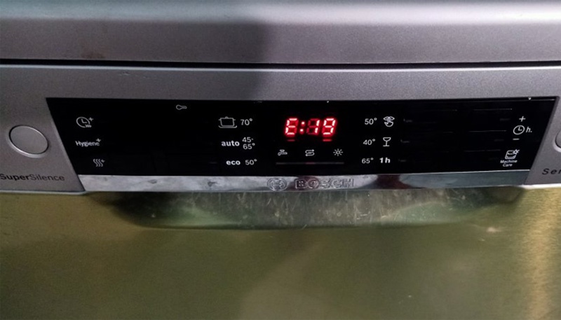 Xử lý mã lỗi máy rửa chén Electrolux hiệu quả tại nhà