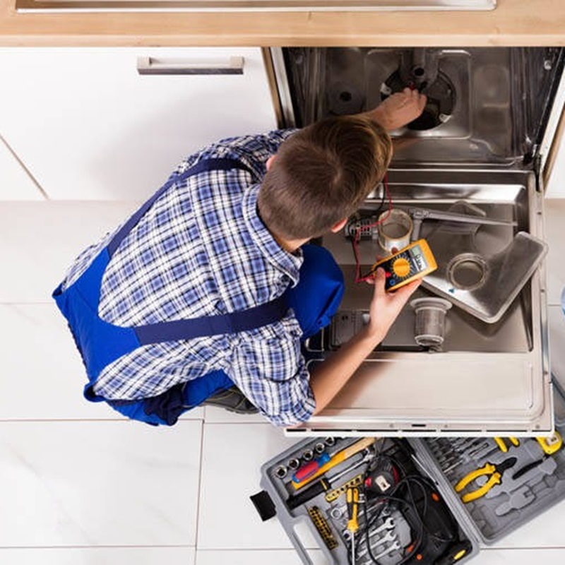 Máy rửa bát bị đọng nước: Nguyên nhân và cách khắc phục hiệu quả ngay tại nhà 12 Kiểm tra động cơ và bộ hẹn giờ