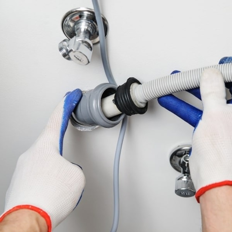 Máy rửa bát bị đọng nước: Nguyên nhân và cách khắc phục hiệu quả ngay tại nhà 4 Tắc nghẽn ống thoát nước khiến máy rửa bát bị đọng nước