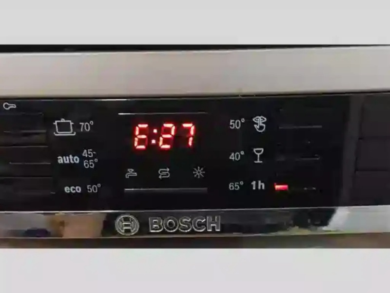 Cách xử lý máy rửa bát Bosch báo lỗi E27 triệt để 2 Máy rửa bát Bosch báo lỗi E27