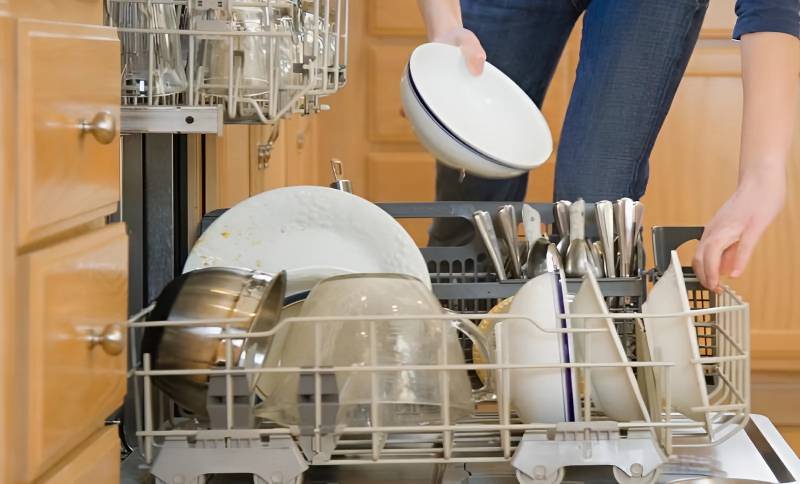 Ưu điểm chế độ rửa tráng máy rửa bát Bosch và cách áp dụng 3 Ưu điểm chế độ rửa tráng máy rửa bát Bosch